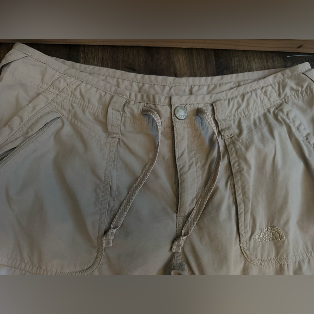 The North Face Women’s Hiking Pants – Size 12 (Regular) – Lightweight Tan - Picture 2 of 12